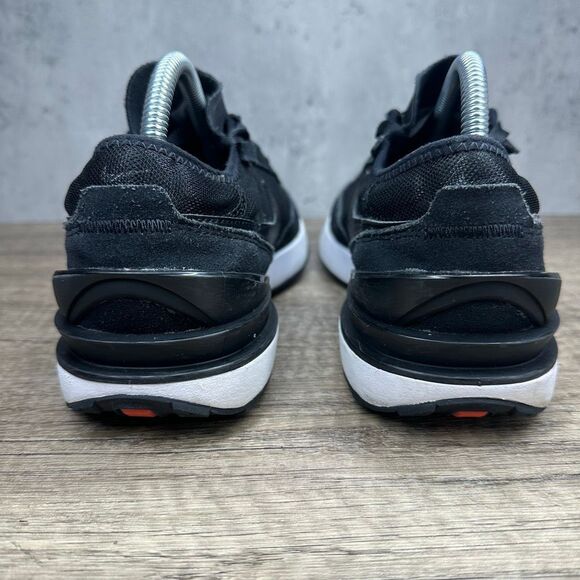 Nike~Boy’s~Waffle One (DC0481-001) Black Running Sneakers~Size 7Y - Picture 4 of 8